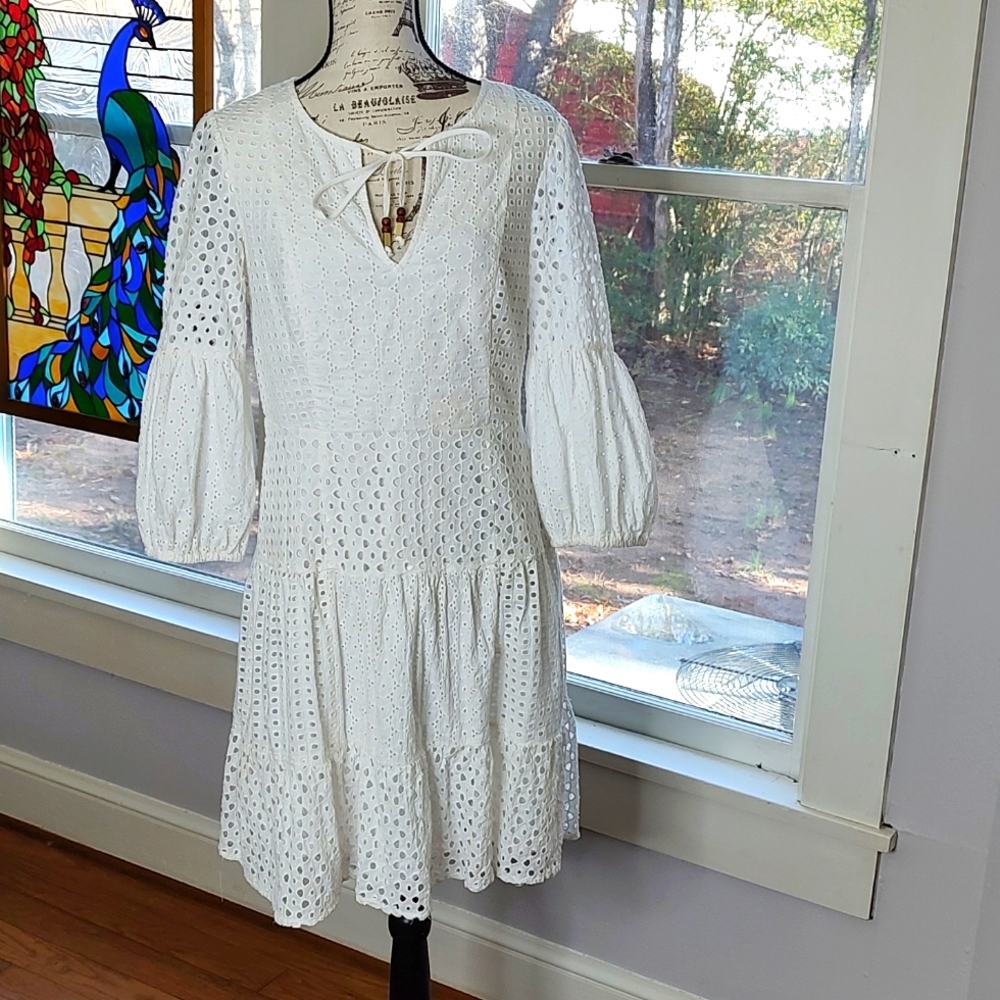 Vince Camuto Drop Waist White Eyelet Dress Lined Bodice Midi Length SZ: … - Picture 1 of 13